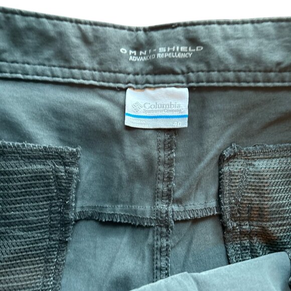 Columbia Men's Omni-Shield Advanced Repellency Grey Shorts Size 40 Activewear - Picture 3 of 6